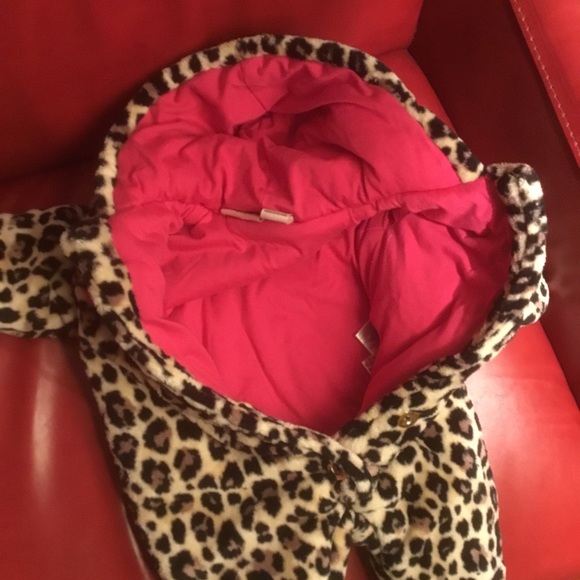 Juicy Couture baby girl leopard print hooded bunting snowsuit pink trim 6-9 mo - Picture 11 of 11